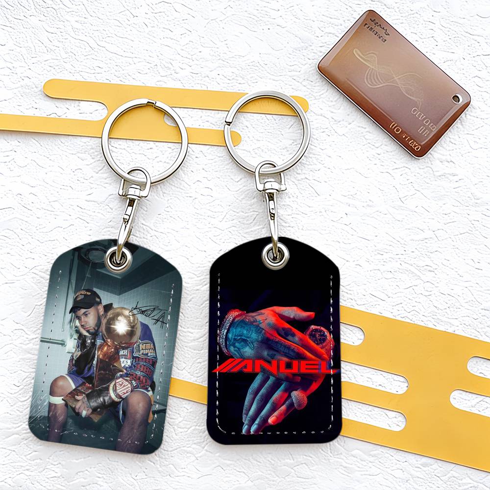 Singer Anuel AA Card Holder Ke - مراجعة Lockbox Key Secure وسعره