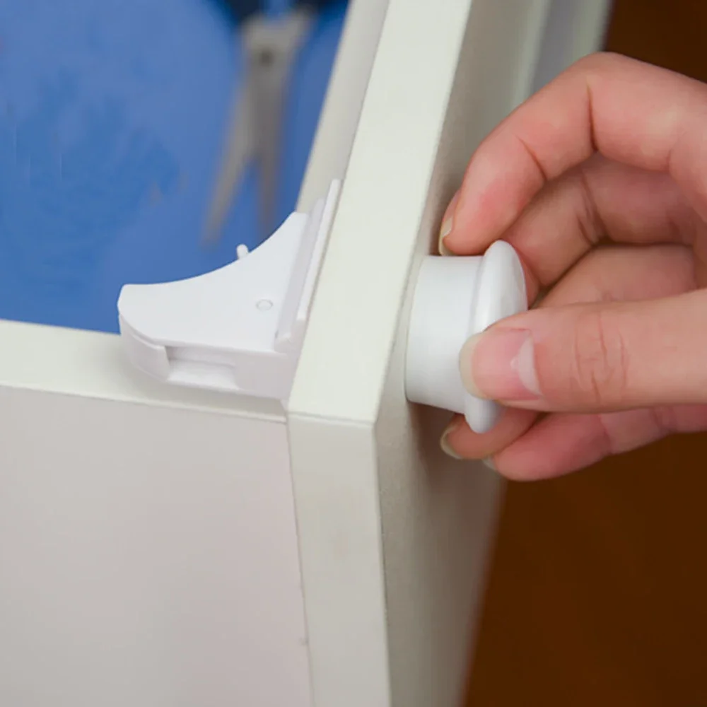 Baby Safety Lock Invisible Loc - مراجعة Medicine Cabinet Lock وسعره